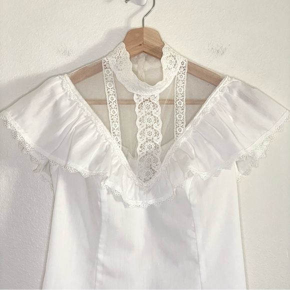 Gunne Sax 70s Vintage Victorian Lace Neck Ruffle Yoke Blouse White XXS - XS - Picture 3 of 13